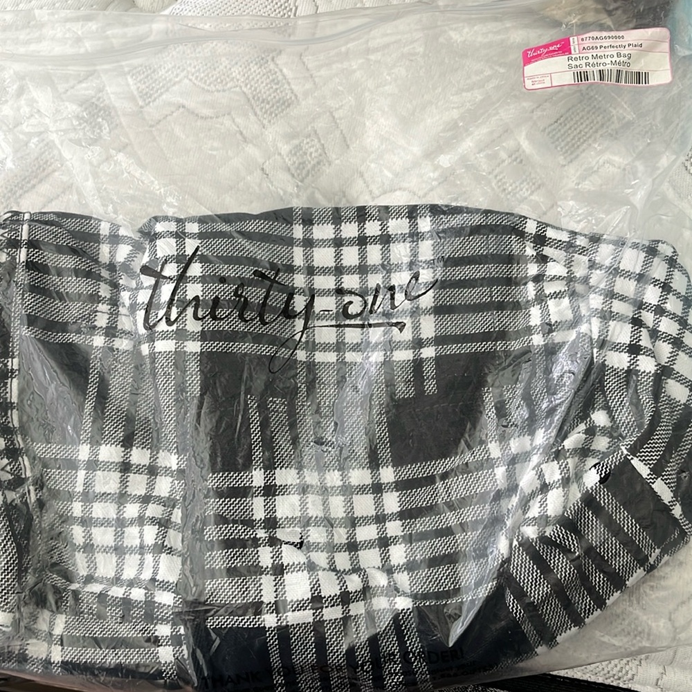 Thirty One Retro Metro Perfectly Plaid